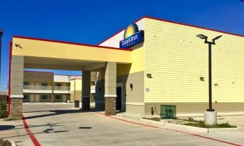 Days Inn by Wyndham Freeport