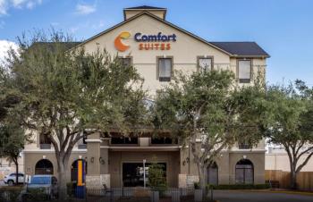 Comfort Suites near Texas Medical Center NRG Stadium