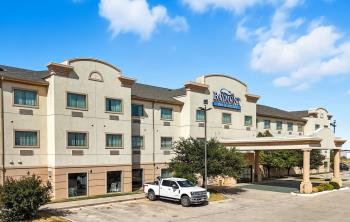 Baymont Inn & Suites by Wyndham Snyder