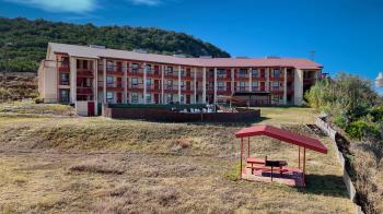 Former Econo Lodge Junction