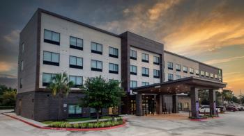 Holiday Inn Express & Suites Spring - Woodlands Area